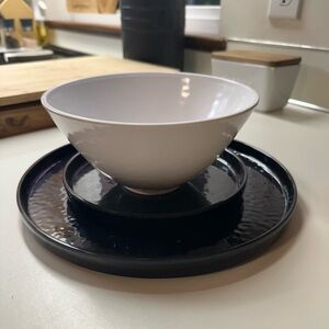 Crate & barrel melamine bowl and plate set